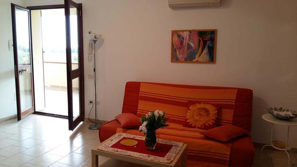 I Papaveri Apartments San Vincenzo Room photo