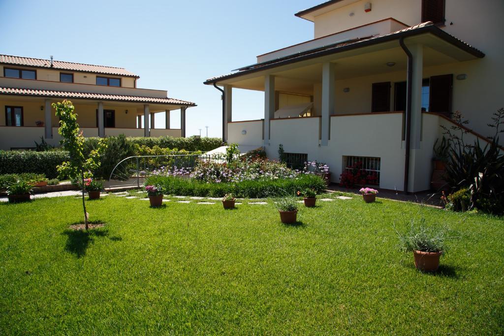I Papaveri Apartments San Vincenzo Exterior photo