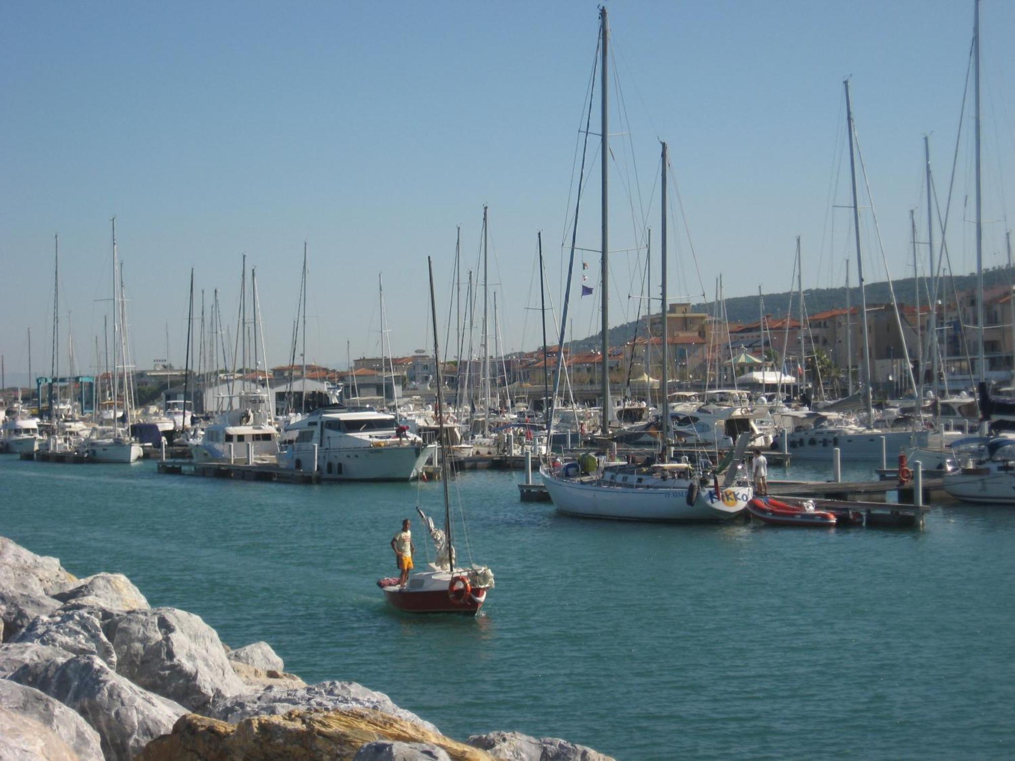 I Papaveri Apartments San Vincenzo Exterior photo